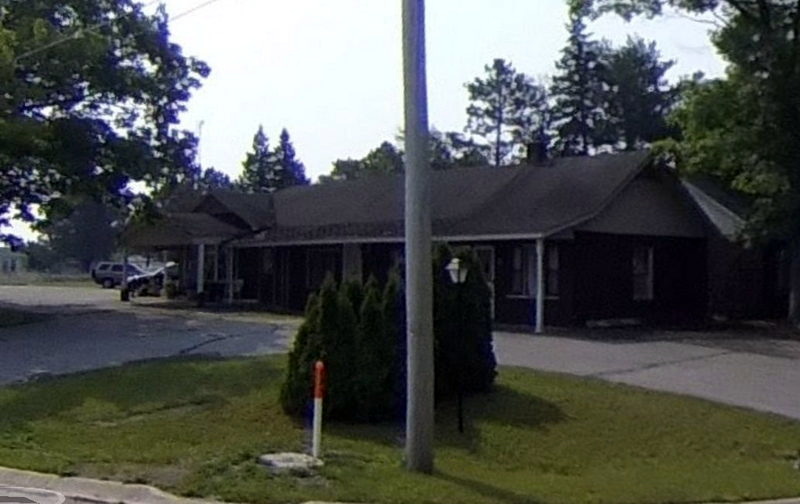 Wa-Wa-Jam Motel (Wawatam Motel, Wa-Wa-Tam Motel) - 2021 Street View (newer photo)